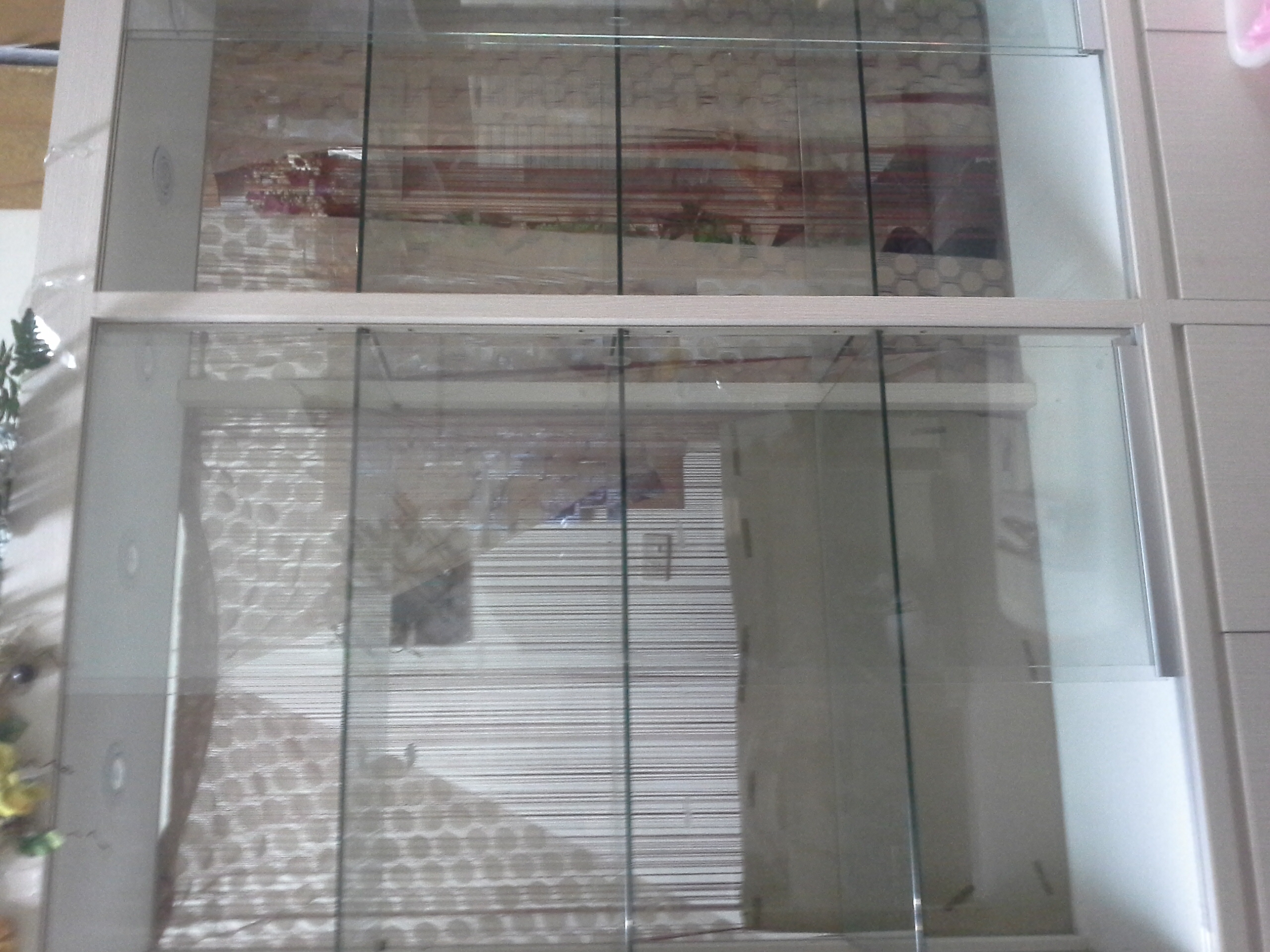 要移民，需要的朋友，只要您敢出價，我就賣喔 Line::changmeifeng68，你出價，我就賣， - 20151011134323-542664870.jpg(圖)