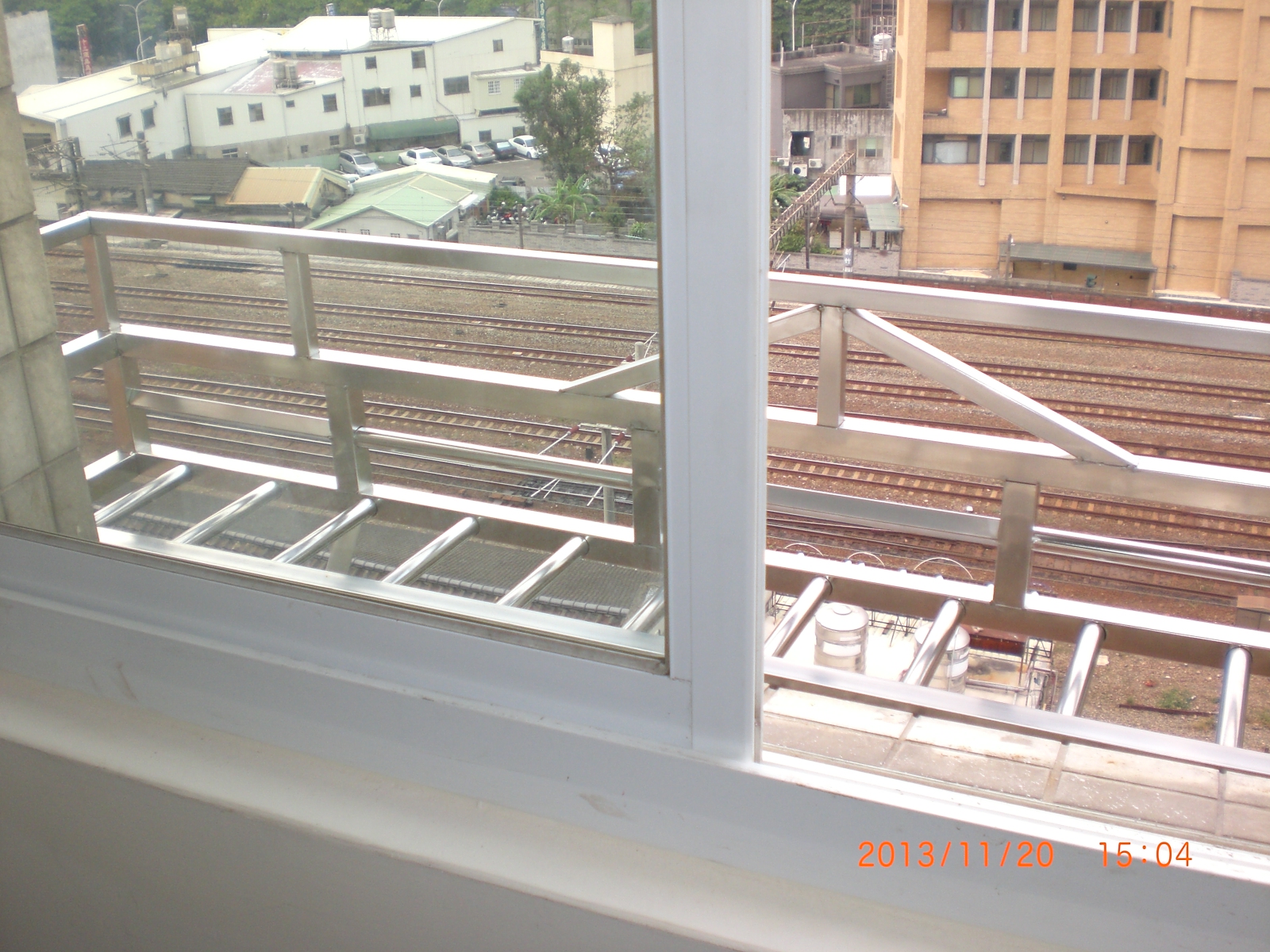 陽台花架3呎長2500起 - 20131227173820-137715396.JPG(圖)