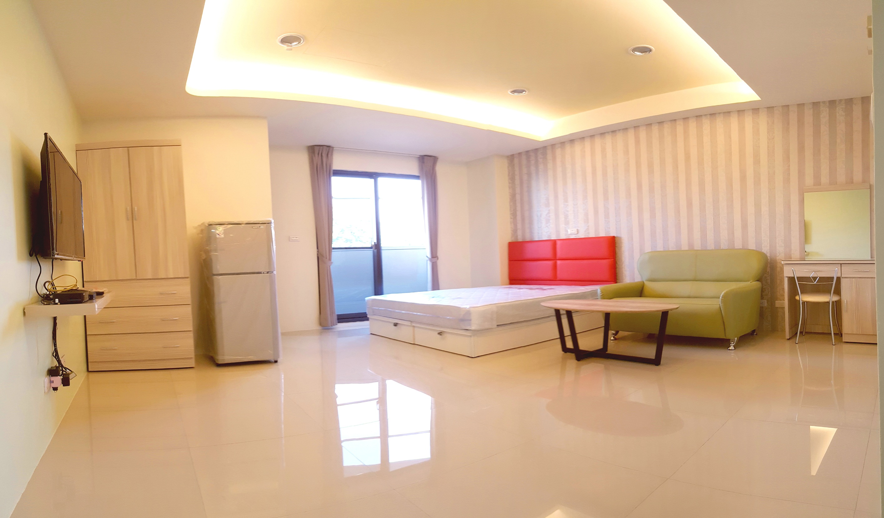 精武路台灣大道中華路一段《電梯設備全新裝潢寢具陽台景觀汽車車位 - 20140811152733-482081235.jpg(圖)