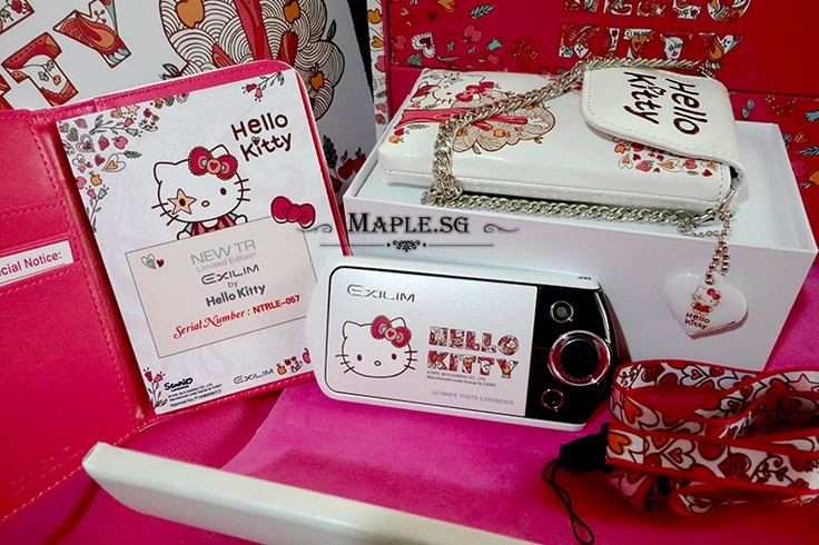 《Casio》TR10 白 藍 粉紅色 5000台幣 - 20140324145322-906744609.jpg(圖)