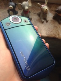 長期批發數位相機Casio TR350S/8800台幣/臺 孔雀藍/自拍神器 聯系QQ：94474468_圖片(1)