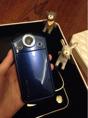 長期批發數位相機Casio TR350S/8800台幣/臺 孔雀藍/自拍神器 聯系QQ：94474468 - 20140324145549-635400968.jpg(圖)