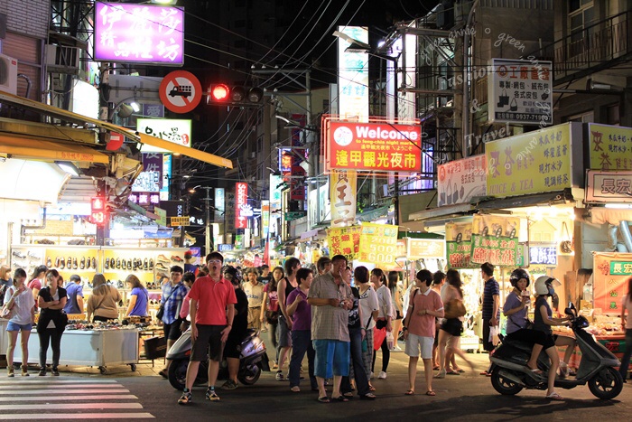 逢甲夜市黃金地段攤位出租，離赤鬼牛排步行不到10步（位於福星路接文華路路口） - 20140829203108-316084319.jpg(圖)