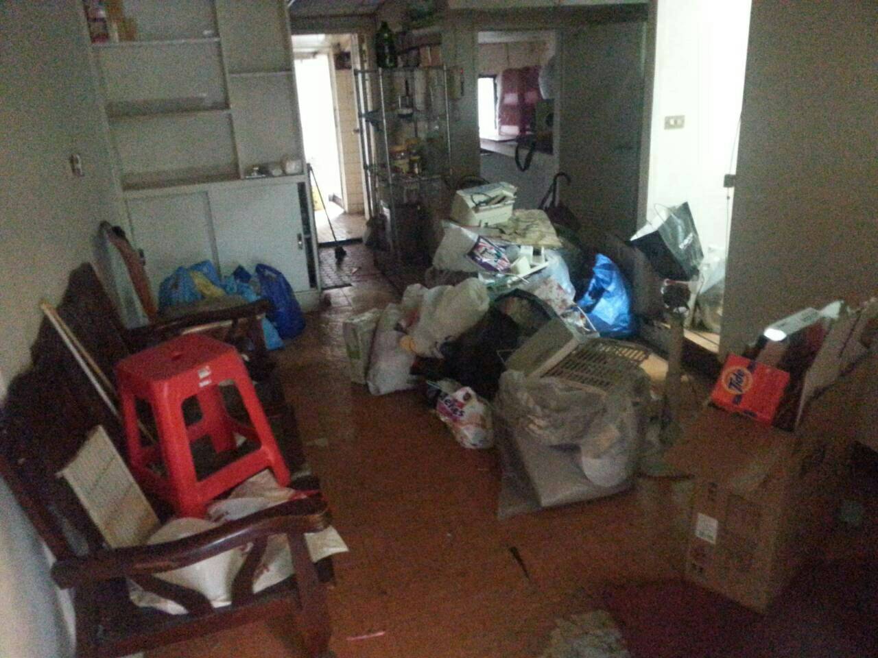   台北專業拆除工程，家庭垃圾廢棄物清運，居家清潔,還在找專業的拆除公司嗎？找樸實拆除就對了！ - 20140915011415-714984959.jpg(圖)