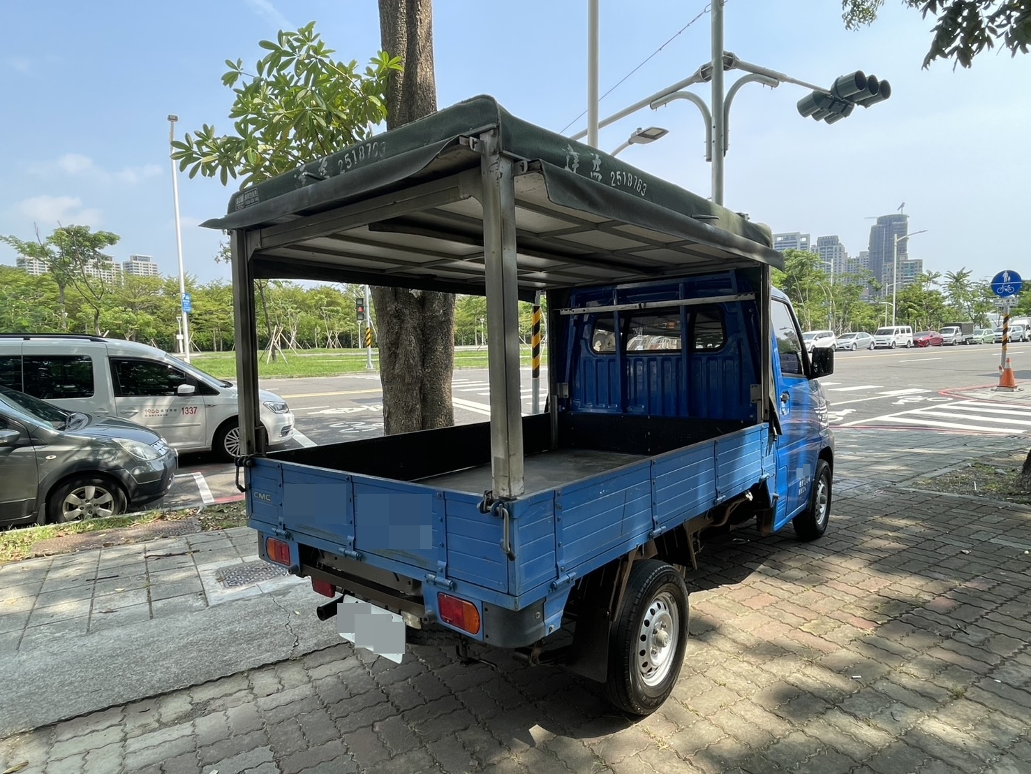 《鑫宏車業》三代改款手排小貨車，小生意的好幫手 - 20250904175728-980540523.jpg(圖)
