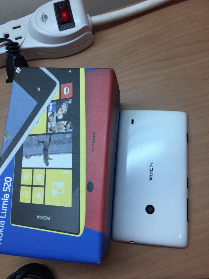 便宜賣~~~NOKIA LUMIA 520只賣2000 - 20141126214110-9433928.jpg(圖)