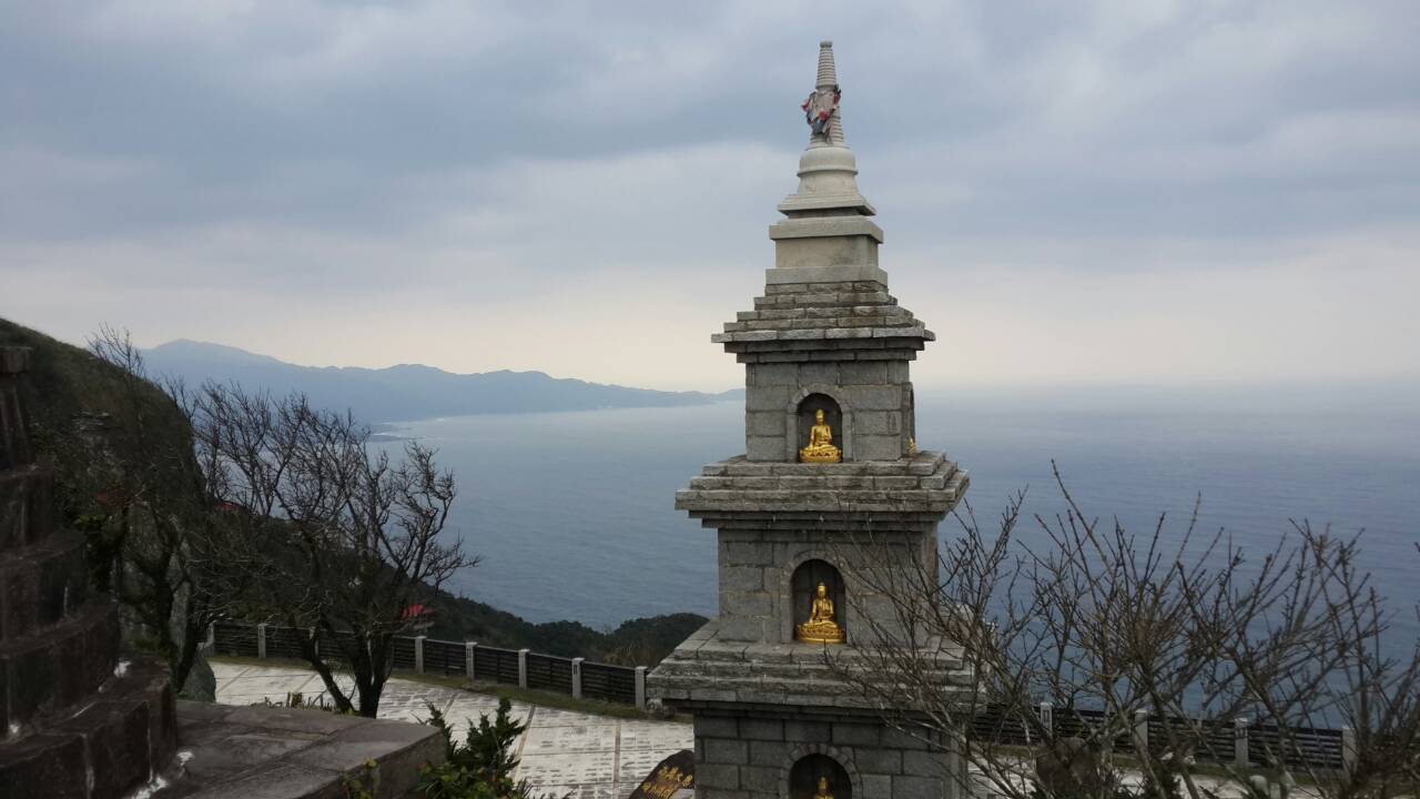 DAVID WISH 推薦台灣心靈之旅 ---東北角的靈鷲山    包車旅遊 機場接送 - 20150113121752-122876921.jpg(圖)