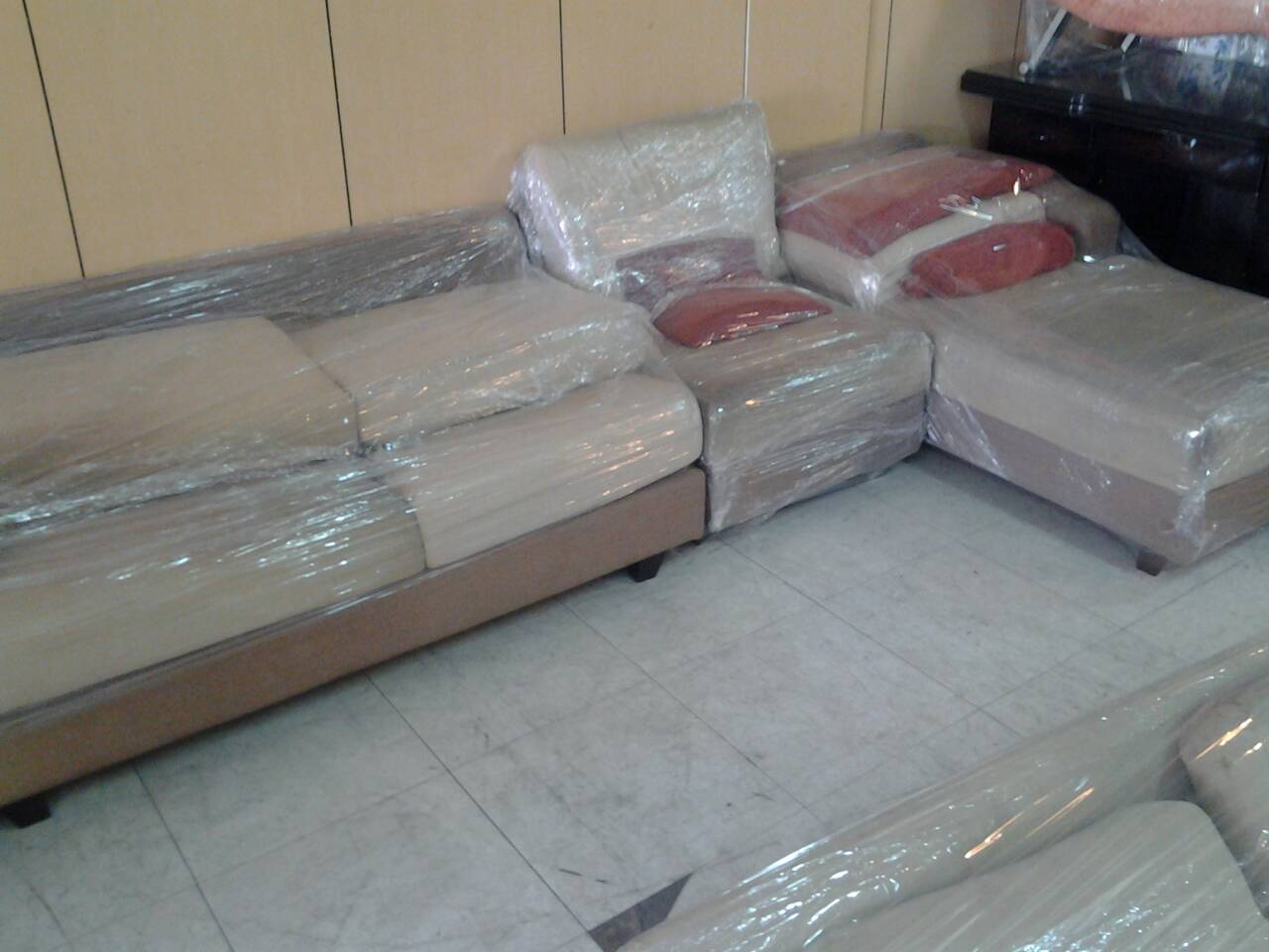 高價收購*實木沙發*牛皮沙發*L型沙發*123沙發*貴妃椅 - 20150102192313-198269620.jpg(圖)