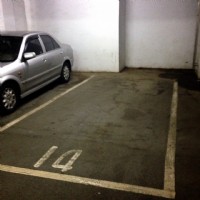 忠孝新殿車位出租，一個月3000元三個月一付_圖片(2)