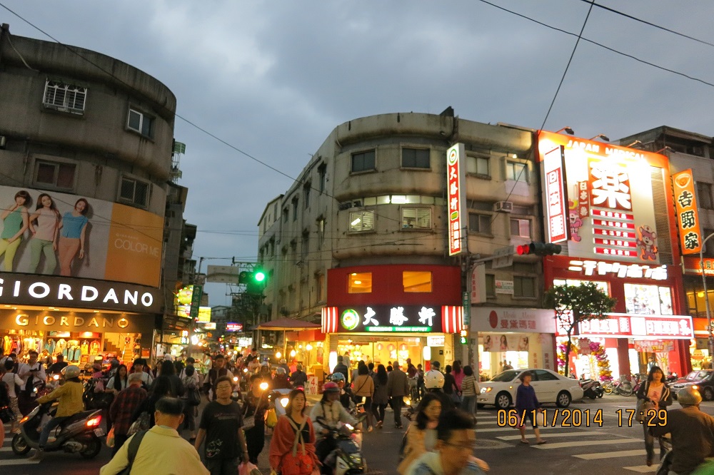 晚上黃昏早上三個時段攤位出租 - 20150630164619-654315937.JPG(圖)