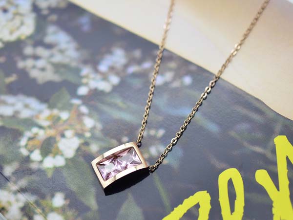 永恆的經典~深刻的唯一愛戀~甜蜜飾品~316不銹鋼鎖骨短鍊~最甜的玫瑰金~耀眼閃亮~守億飾品批發 - 20160929113951-120810989.jpg(圖)