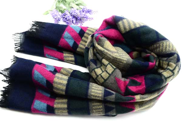 新時尚復古異國情調針織毛料保暖圍巾批發 可網路下單 - 20161118105847-438169436.jpg(圖)