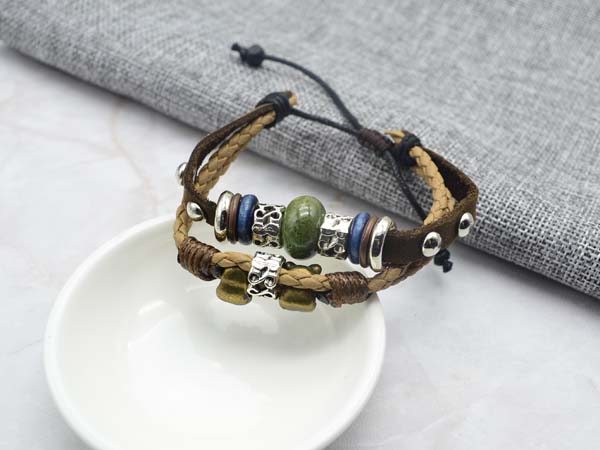 天天上架新品～韓國飾品大盤商～耳環~日韓發燒造型項鍊~髮飾~鴨夾~中部最佳首選守億飾品批發 - 20170126115917-403232939.jpg(圖)