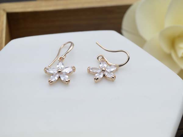 韓國流行飾品大盤商~天天更新~最新韓流耳環/項鍊/髮束/316不銹鋼手環 - 20170204194514-208833873.jpg(圖)