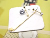 女孩兒手刀飛搶~韓國最新流行趨勢/耳環/項鍊/髮飾/微鑲鋯石飾品批發~網站與門市同步更新_圖片(1)