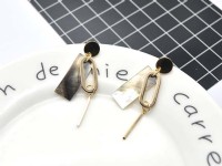 韓國流行飾品(正)大盤商~天天更新最新韓流耳環/項鍊/髮束/316不銹鋼手環_圖片(2)