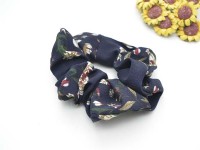 韓國進口流行飾品大盤商~上萬種新品~緞帶飾品/耳環/髮圈/髮夾/髮帶/大腸束天天更新_圖片(2)