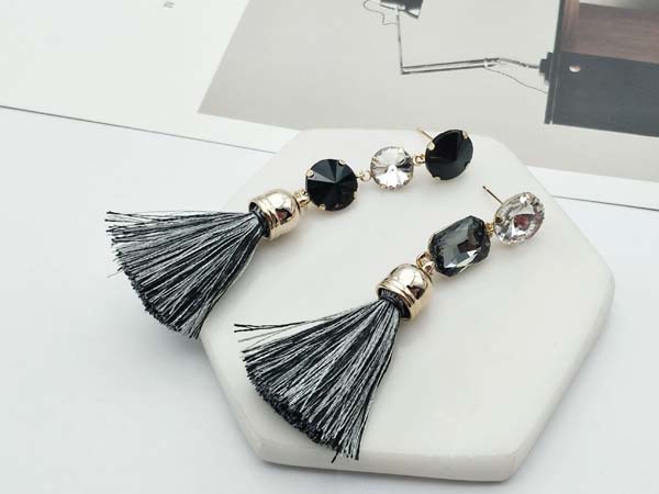 耳環/項鍊/髮夾/流行飾品批發大盤商/守億飾品批發/中部批發商 - 20170922184703-77339622.jpg(圖)