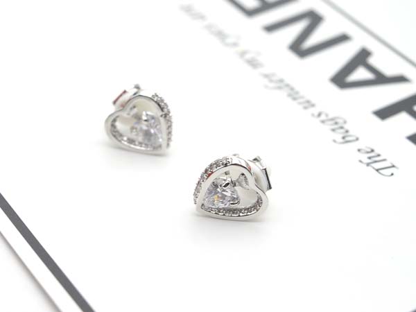 上班族 學生 育嬰媽媽在家也可以賺錢~超夯飾品直播批發源頭 - 20170804142955-828212865.jpg(圖)