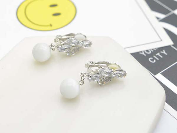 日韓女明星都愛瘋的日雜狂推款~各式髮飾品~髮夾~髮帶~ - 20180802165137-200326886.jpg(圖)