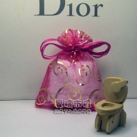 【愛禮布禮】婚禮小物： 桃紅色勾藤蔓燙金雪紗袋7x9cm,1個1.4元起 10個 一般價 18 元 會員價 18 元_圖片(1)