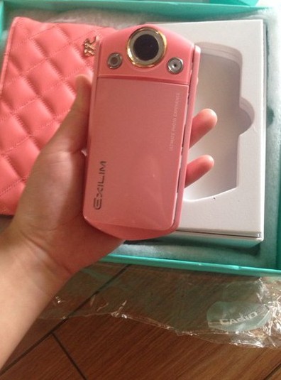 新一代自拍神器卡西歐 TR80 TR80sw TR750 TR600 TR70 TR60 TR50 TR35 TR15 ZR3600 FR10 新品數位相機公司貨，廠價批發。 - 20151210081817-568363709.jpg(圖)