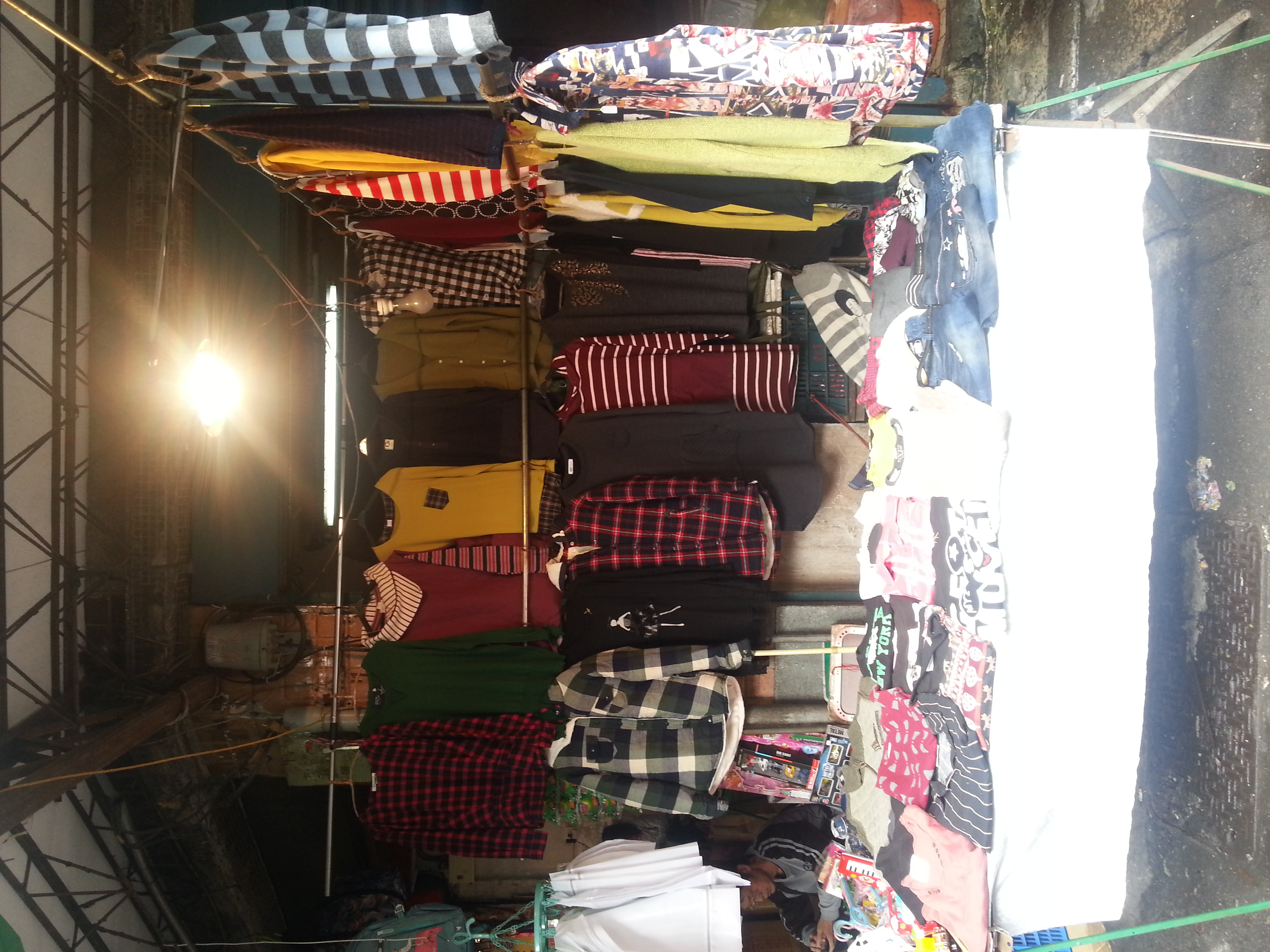 生意搶搶滾A黄金三角窗市場擁位,洽陳小姐 - 20151216214223-273866052.jpg(圖)