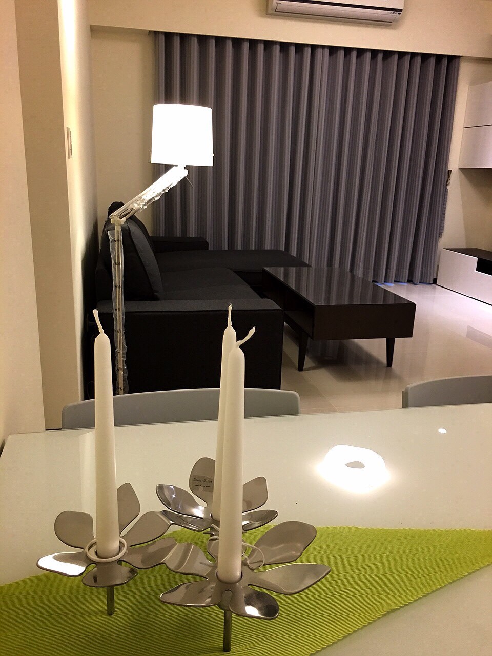 一品窗簾:窗簾,拉門,壁紙,塑膠地板 - 20151214010859-27327867.jpg(圖)