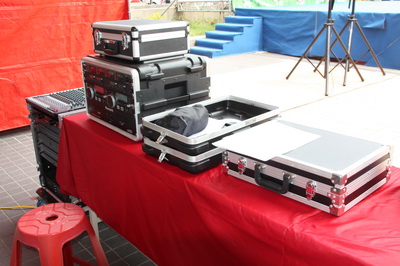 舞台音響燈光器材設備租借 - 20151230160831-463421933.JPG(圖)