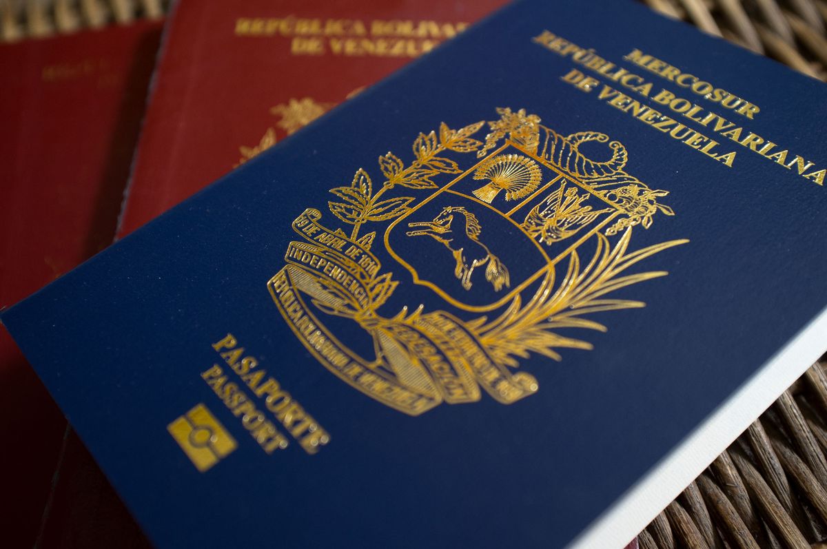 第二國護照申請辦理，美國學校申請就讀、外橋學校首選、外國護照證件合法申請代辦諮詢服務 - 20161026083013-854739395.jpg(圖)