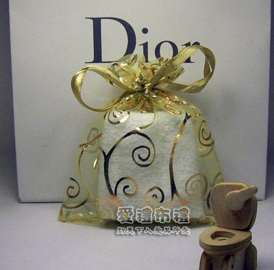 【愛禮布禮】婚禮小物：淡金色勾藤花燙金雪紗袋8x10cm,1個1.4元 50個 一般價 70 元 會員價 70 元 - 20160329203946-255398186.jpg(圖)