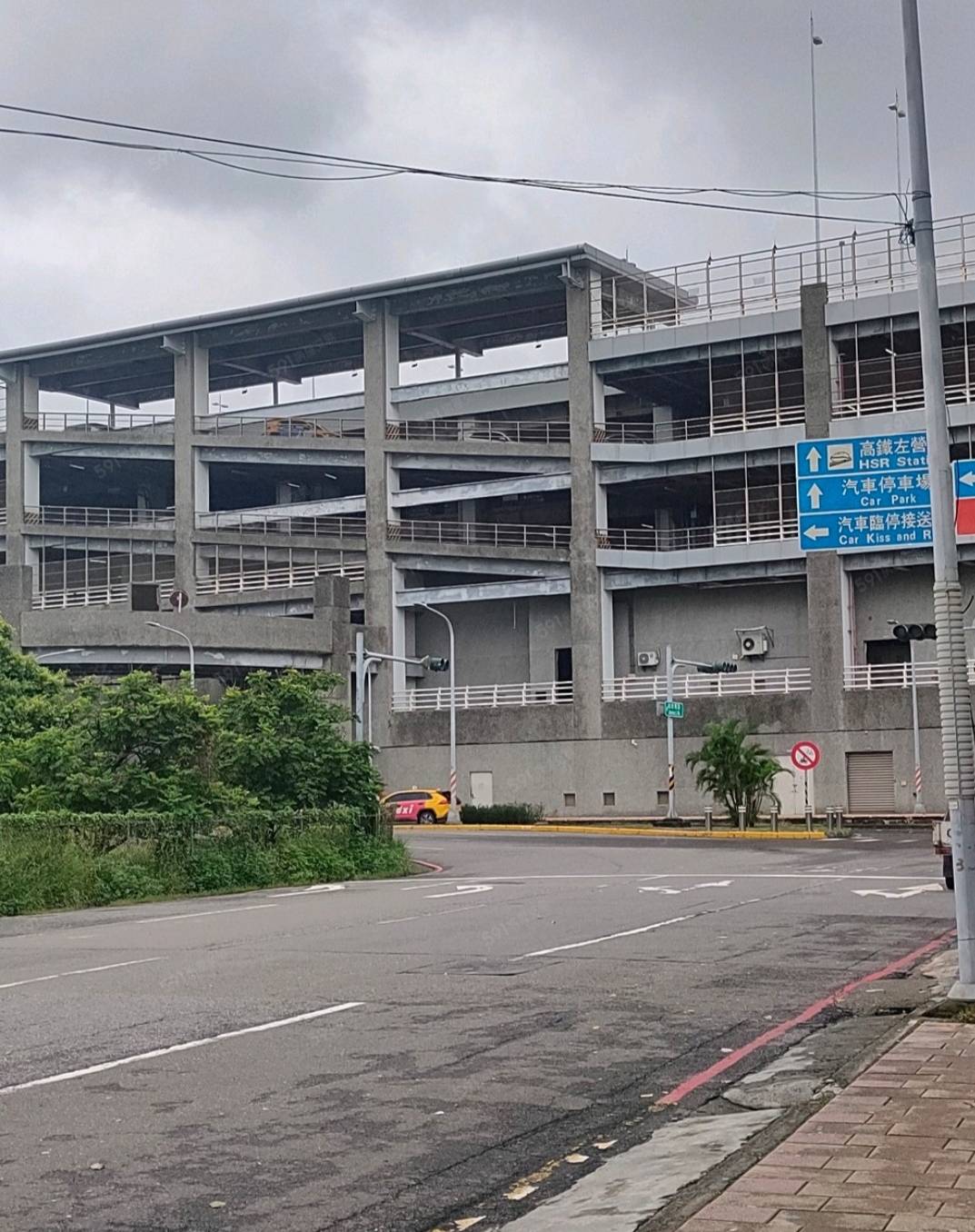 左營高鐵後站-高曝光廣告牆/看板出租 - 20160524193631-71309915.jpg(圖)