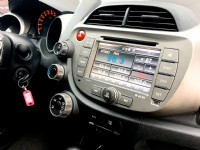 2011年Honda 本田 FIT 1.5 VTi-S 頂級版 白色_圖片(3)