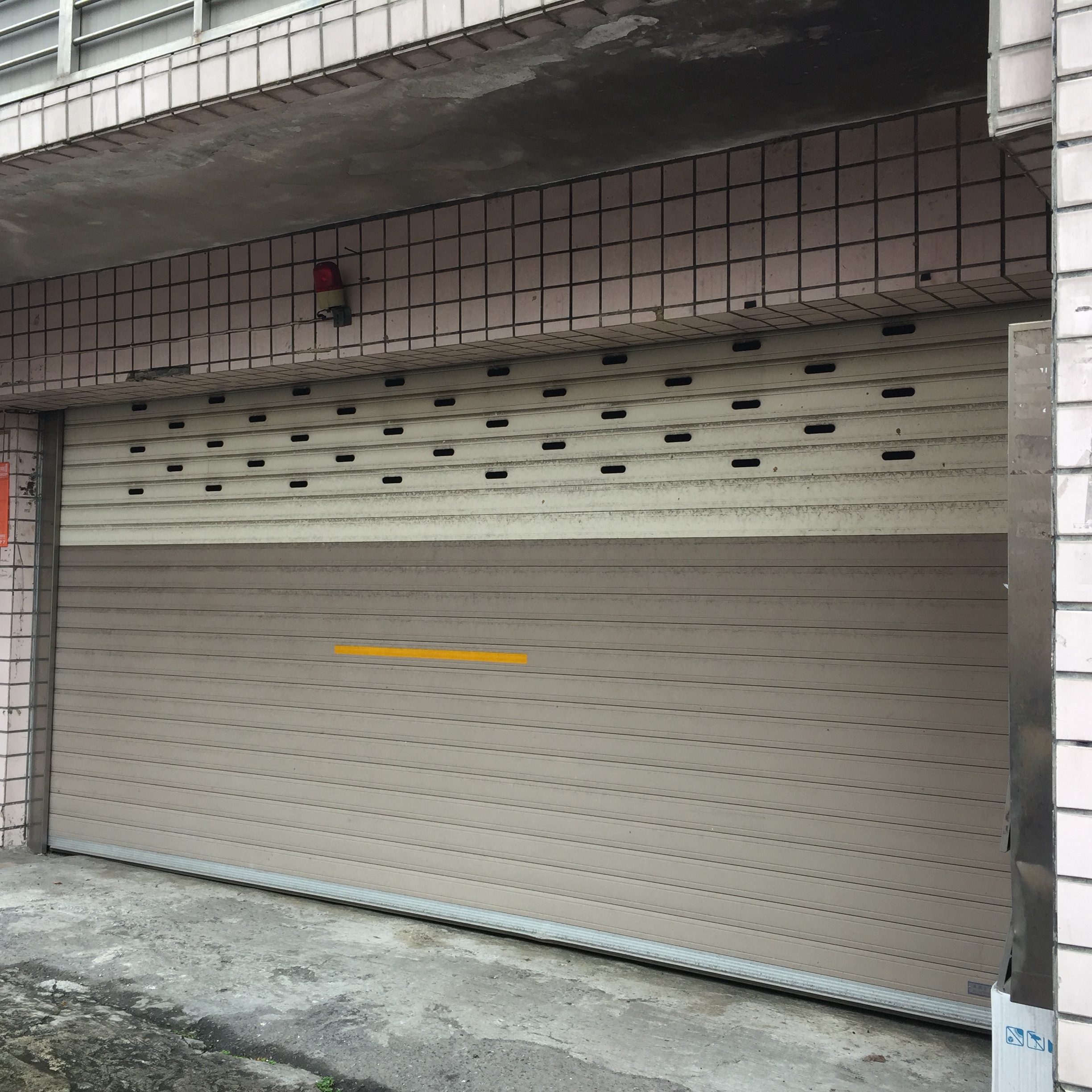 橫科路忠孝新殿室內停車位 - 20161124215532-996093808.JPG(圖)