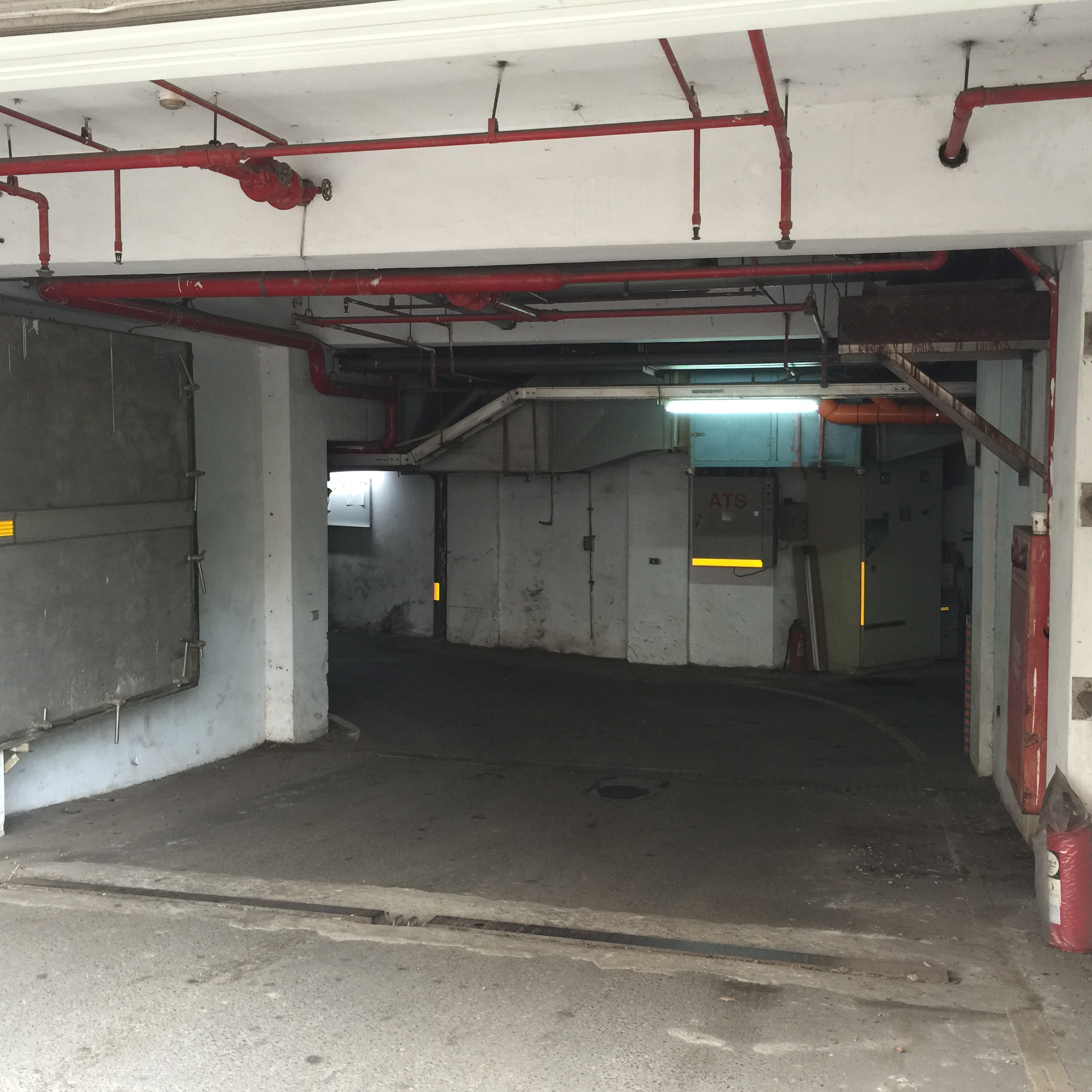 橫科路忠孝新殿室內停車位 - 20161124215532-996113240.JPG(圖)