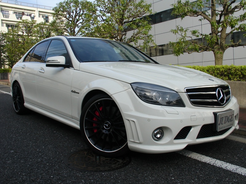 2011年型 BENZ C63 AMG - 20170717173838-284964138.jpg(圖)