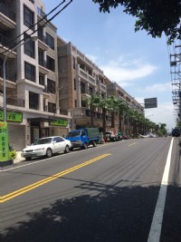 桃園市大園區 大面寬華廈店面出租 新成屋  誠可議 仲介勿擾_圖片(4)