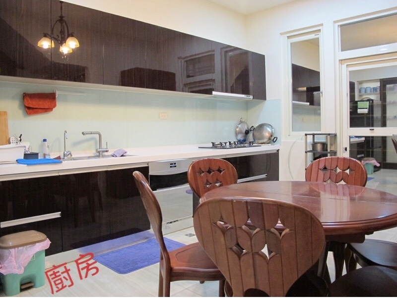 中華路四段禾風白宮別墅 - 20171024133326-823376802.jpg(圖)