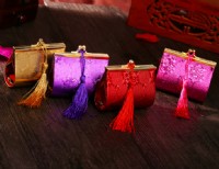 【愛禮布禮】婚禮小物： 零錢包造型喜糖盒, 結婚糖盒(五色混出)一般價 18 元 會員價 18 元_圖片(1)