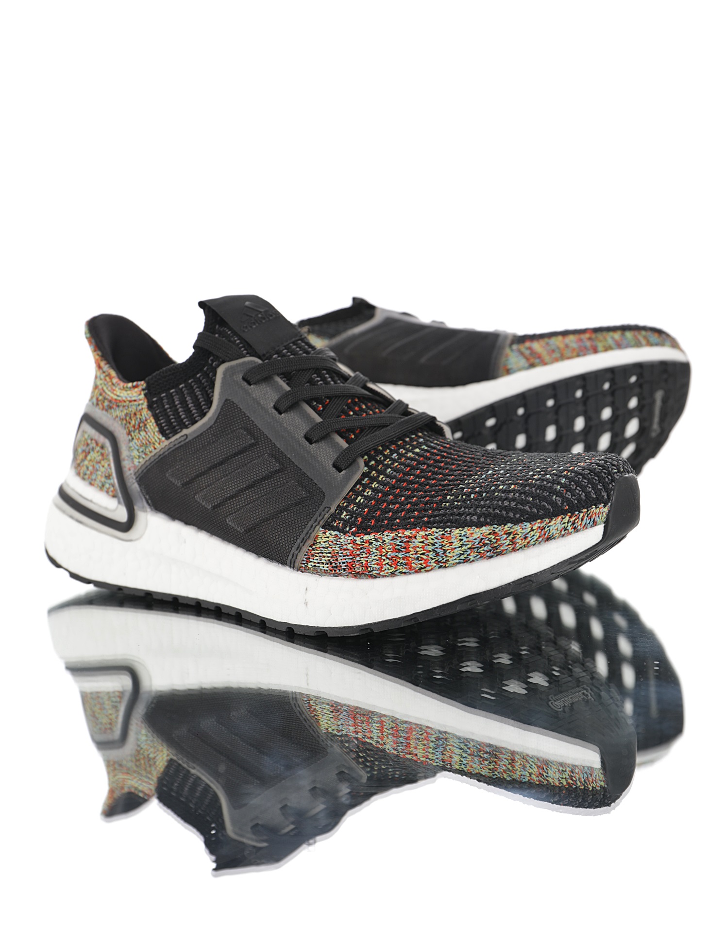 adidas ultra boost 19 white green 新款針織襪套爆米花情侶款慢跑鞋 - 20190722160622-782874039.jpg(圖)
