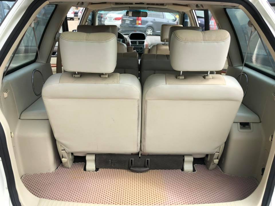 2006年 2.4 白色七人座 SAVRIN 實跑9萬公里 換檔撥片ABS 天窗 雙安 恒溫 方向盤音響控制鍵 核木飾板 - 20181212113425-585901370.jpg(圖)