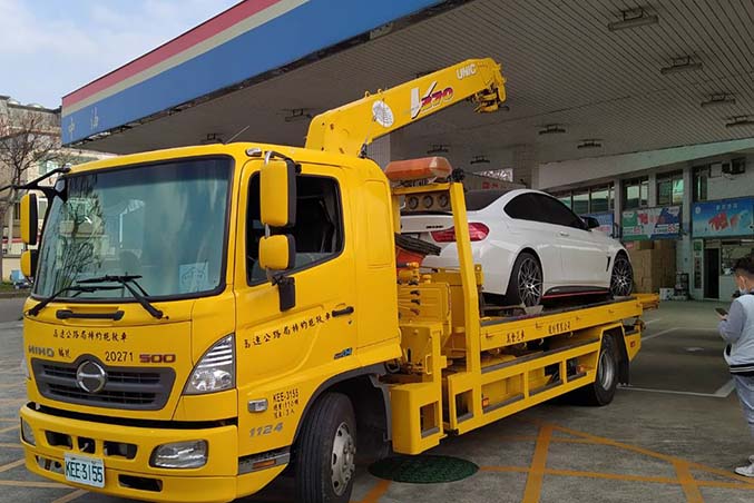 新竹道路救援聯盟‧道路救援‧拖車,高速公路事故車拖吊,故障車輛拖吊,車輛運送,報廢車運送,吊掛作業,. 提供24h拖吊服務.道路救援專線 0920-111-175 小范 - 20211027173557-327895789.jpg(圖)