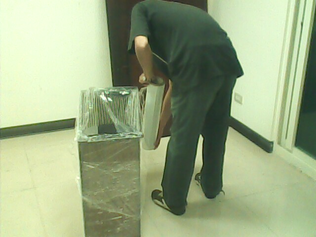 台中全昱精緻包裝搬家2噸半貨車8尺車斗(含車資.工資.油資)2位師父搬運搬到好不用您動手1500元免費到府估價.紙箱供應.契約保證.(來電7折優惠中)消費滿2千在持本公司折扣卷折500元 - 20100601125524_369180093.jpg(圖)