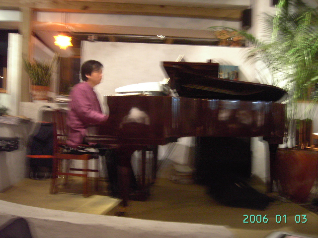專業拉丁爵士鋼琴家教 - 20080303123638_519305140.jpg(圖)