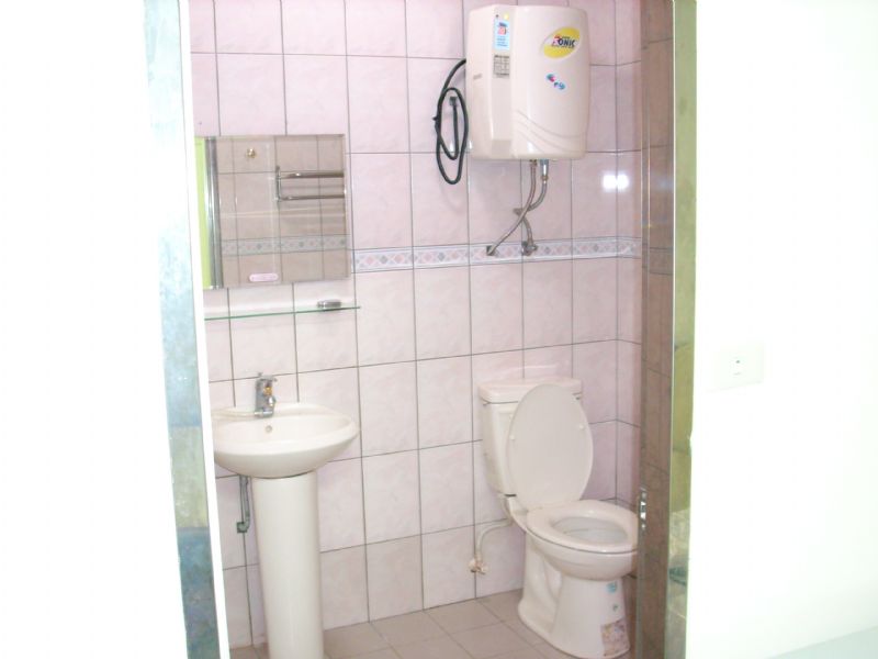 竹南市區套房出租 - 20080409001631-312471001.JPG(圖)