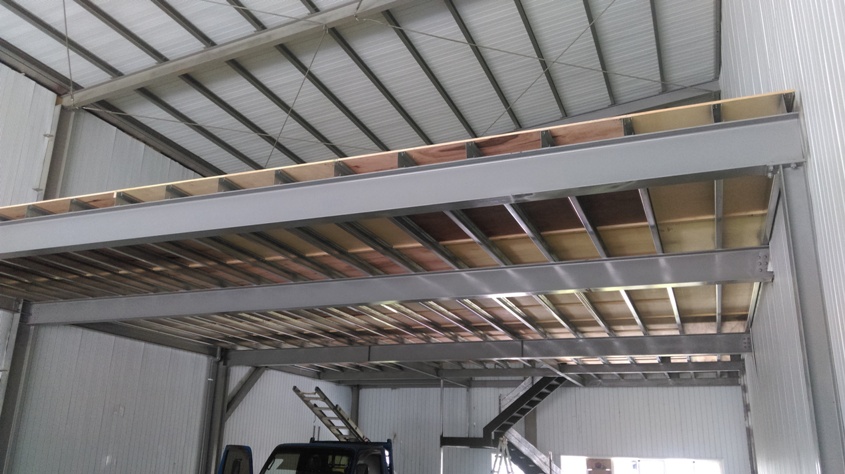 夾層,樓承鋼板,鐵製樓梯,電動鐵捲門馬達遙控器,水塔架,室內裝置鐵件,居家雨遮 - 20251211152901-438534664.jpg(圖)