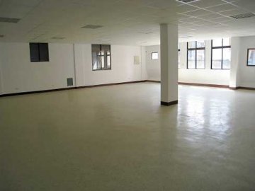 光復路亞太大潤發旁獨立廠辦大樓全新整理可工廠登記 - 20101101204426_616476218.jpg(圖)