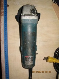 工具出租 – Makita 牧田 手持平面砂輪機  電動平面砂輪機(100mm) - 9526B_圖片(2)