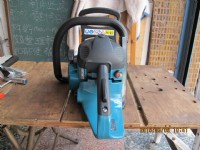 建生工坊 - 高雄 工具出租 - MAKITA 牧田 16吋 (400mm) 二行程引擎 鏈鋸機 32c.c. - EA3202S 40B_圖片(4)