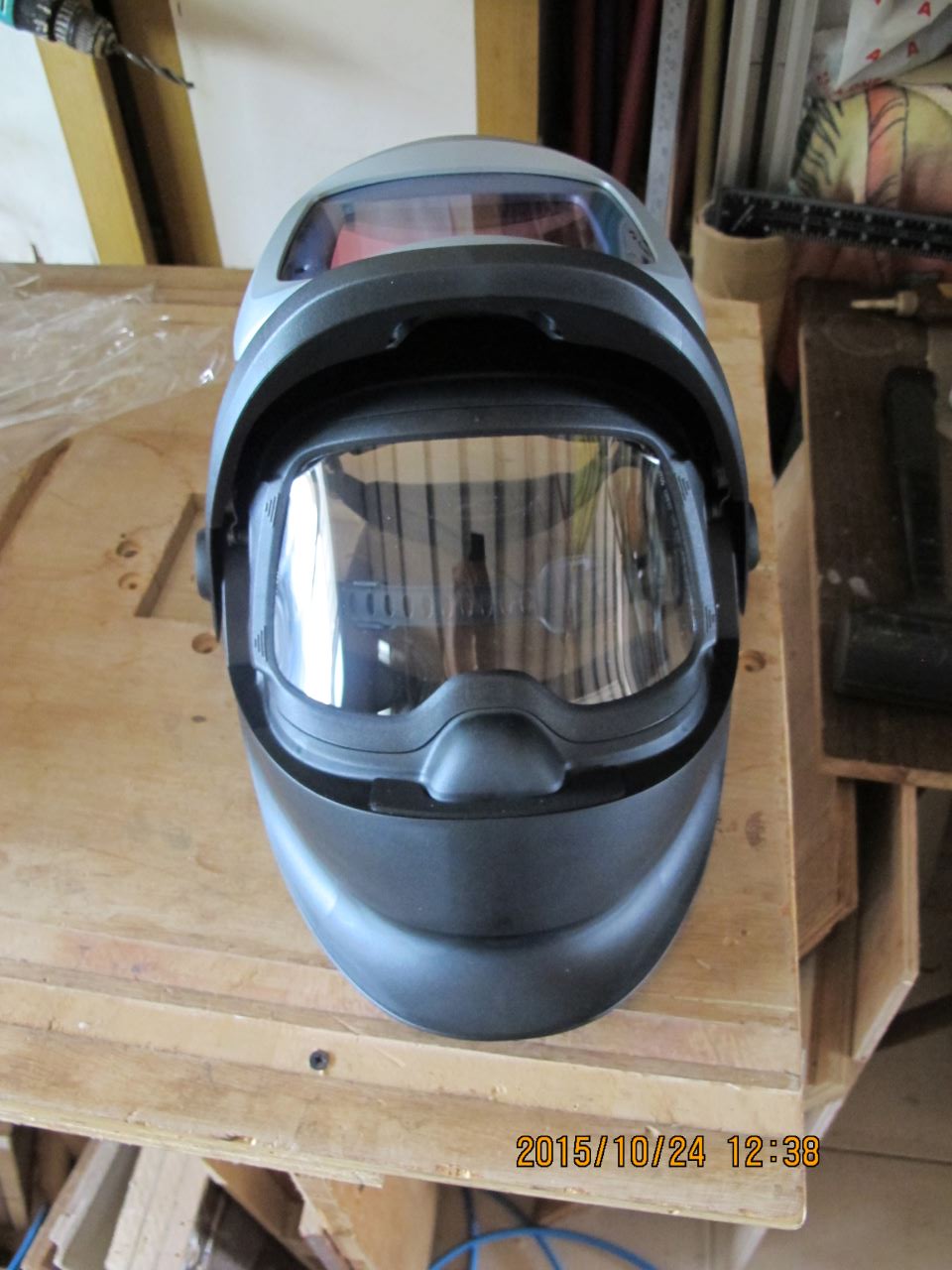 建生工坊 - 高雄 工具出租 - 3M Speedglas 可掀式 自動變色面罩 電焊面罩 加大視窗 - 9100FX-XX - 20151024185615-684230877.JPG(圖)
